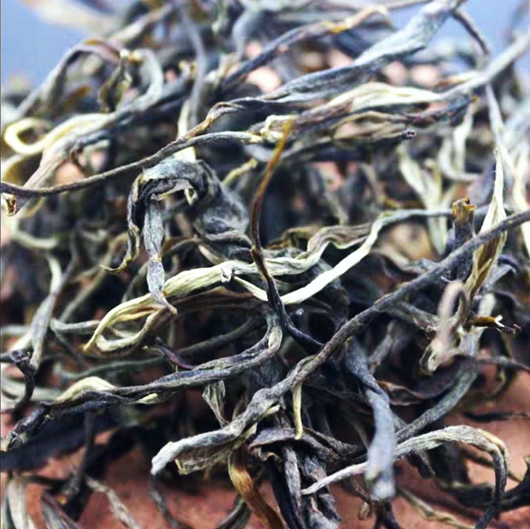 白莺山古树普洱生兰花香茶头春大树紫芽散装500g普洱