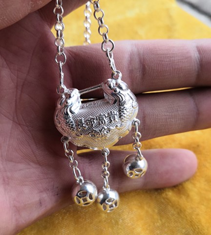 长命富贵麒麟长命纯银平安古风银锁苗族手工银饰苗族银饰