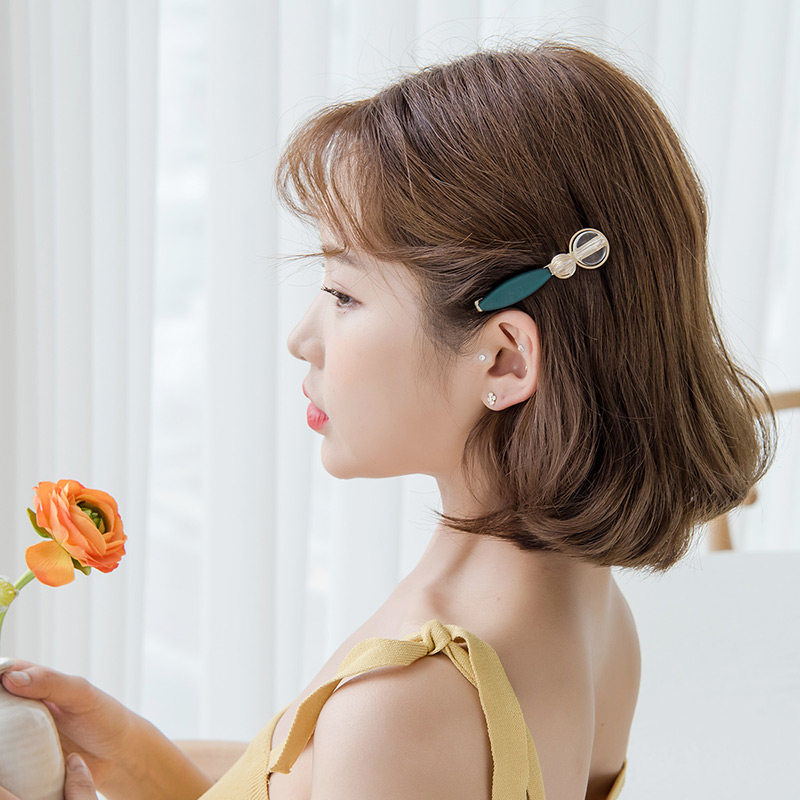后脑勺刘海一字夹简约夹子头饰 奇美拉半扎发夹2020年