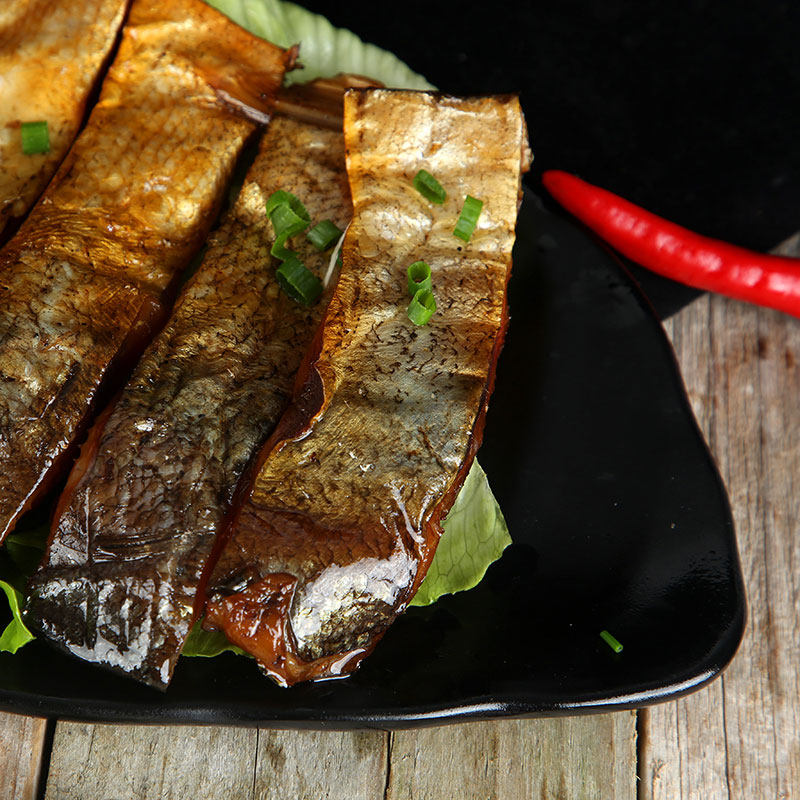 湖南特产柴火烟熏鲢鱼500g干鱼鱼肚乡里腊味鱼干