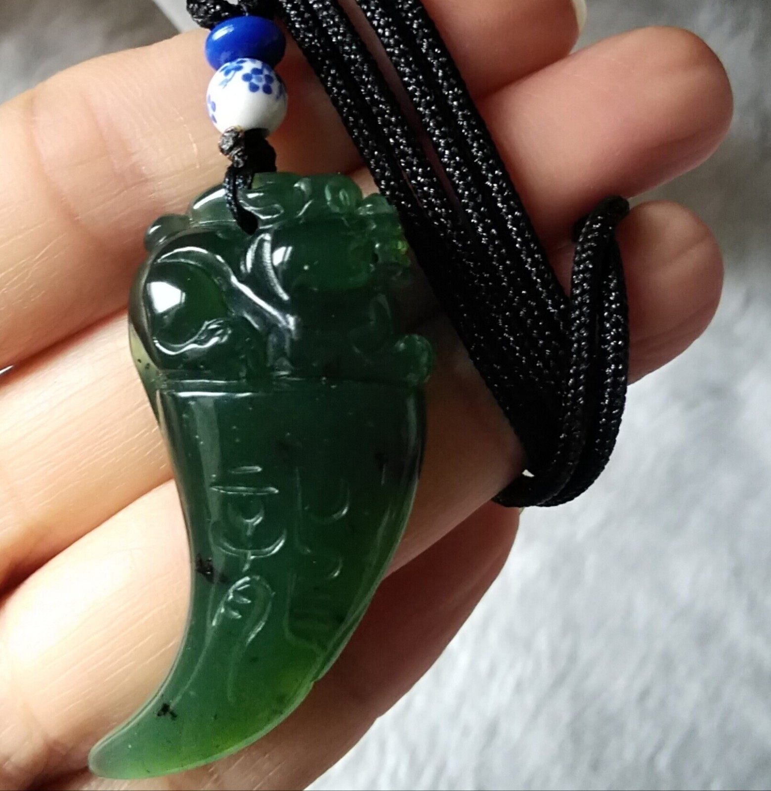 泰山碧玉龙牙貔貅吊坠男女老冰精雕金星平安颈饰