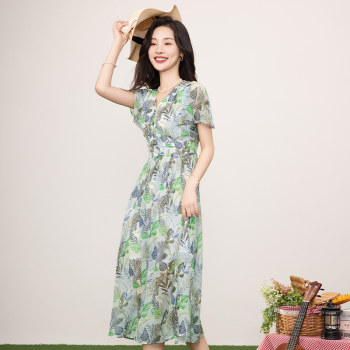 Jiarenyuan Dress ແມ່ຍິງ 2024 Summer ຮູບແບບໃຫມ່ Temperament V-neck ແອວສູງອອກແບບ Botanical ພິມ A-Line Skirt