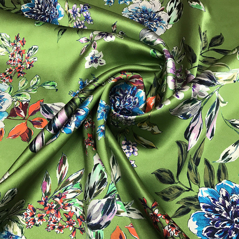 新款重磅40姆米喷绘真丝缎加厚桑蚕丝绿底印花丝绸旗袍面料2
