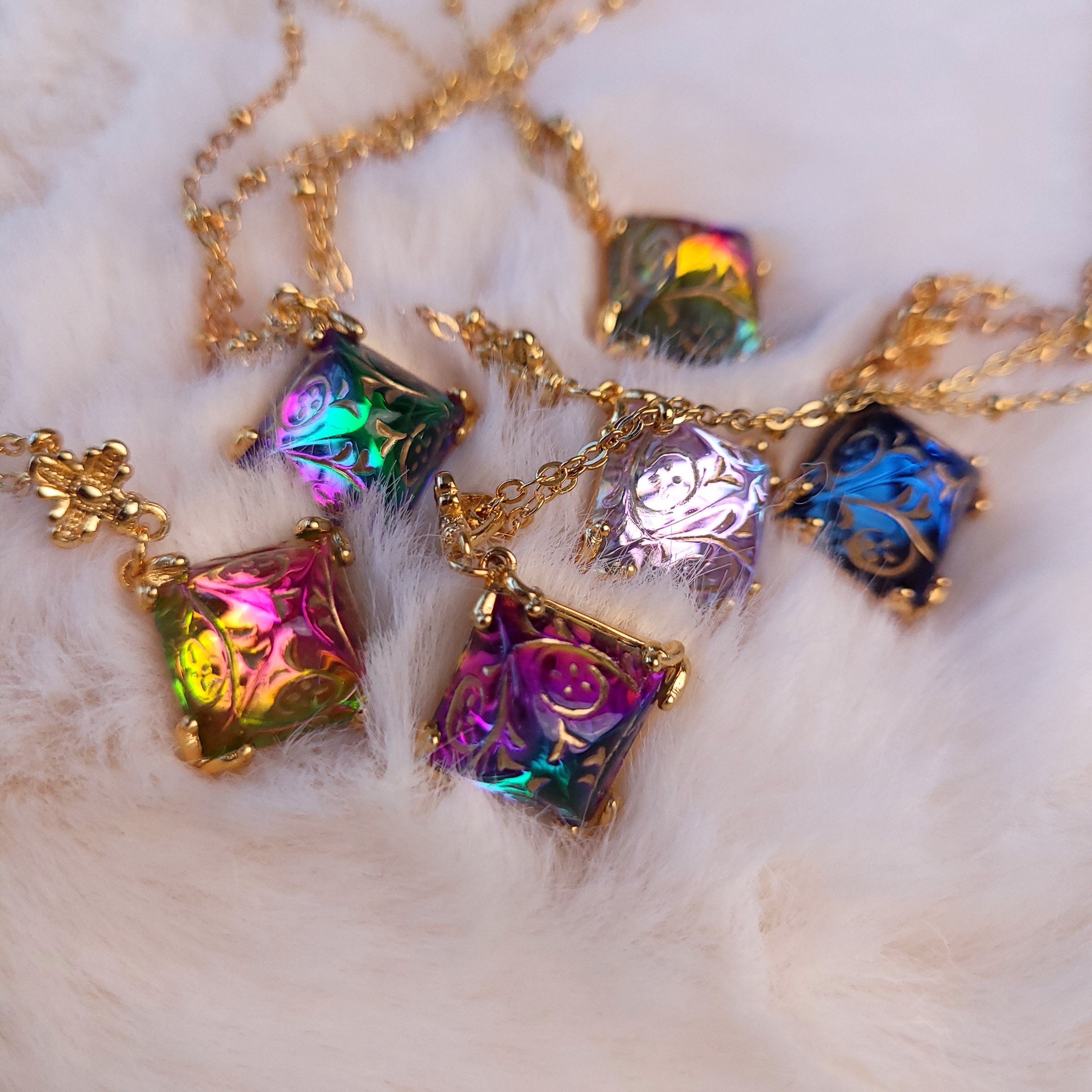 lolita舶来品项链包金镀金吊坠水晶复古饰品西洋项坠