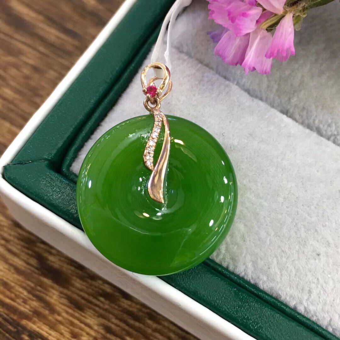 春季18k项链金项链镶嵌新款吊坠平安扣玉平和田项坠