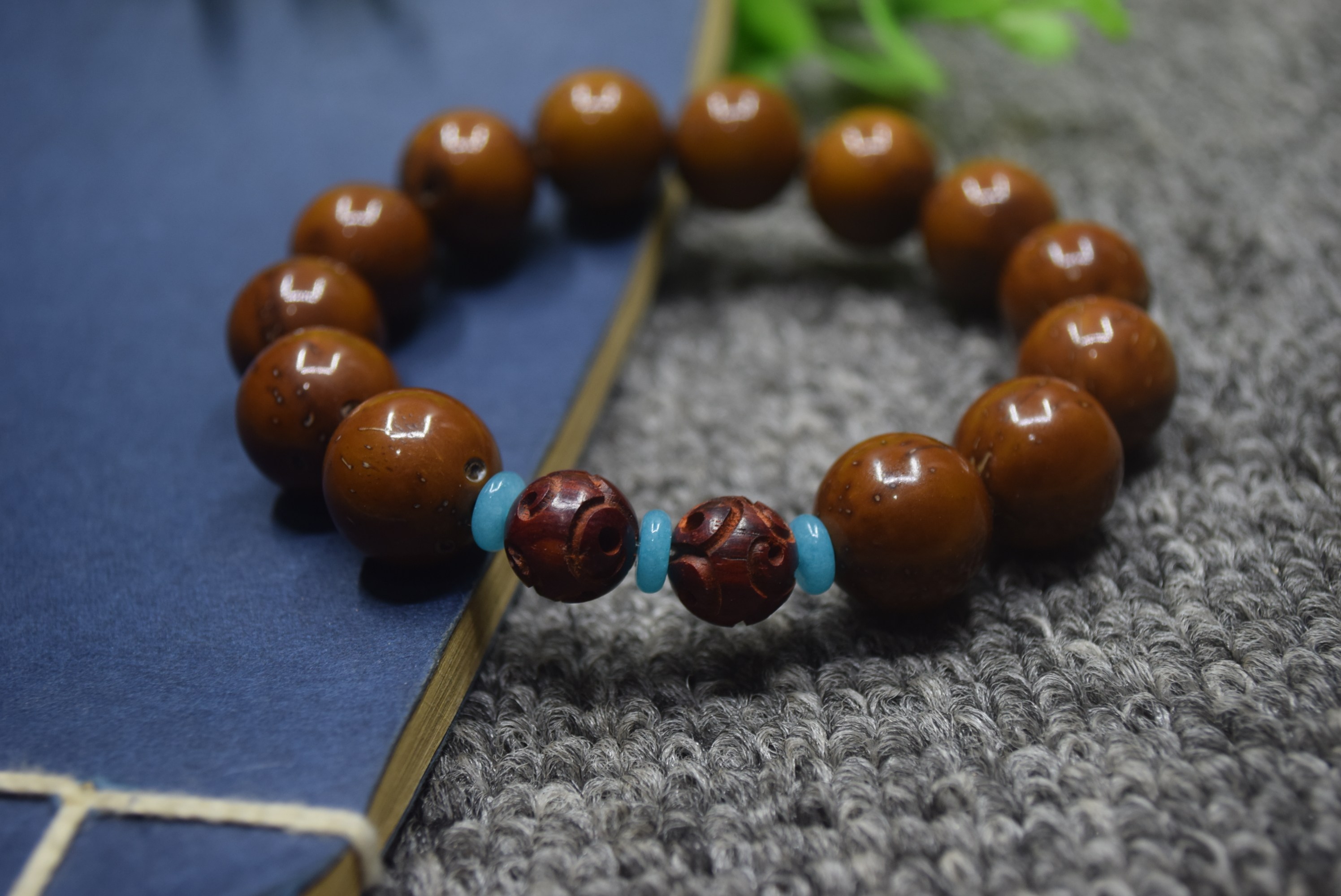 紫金金鼠招财鼠手串正圆菩提提子光珠男女士原籽手链