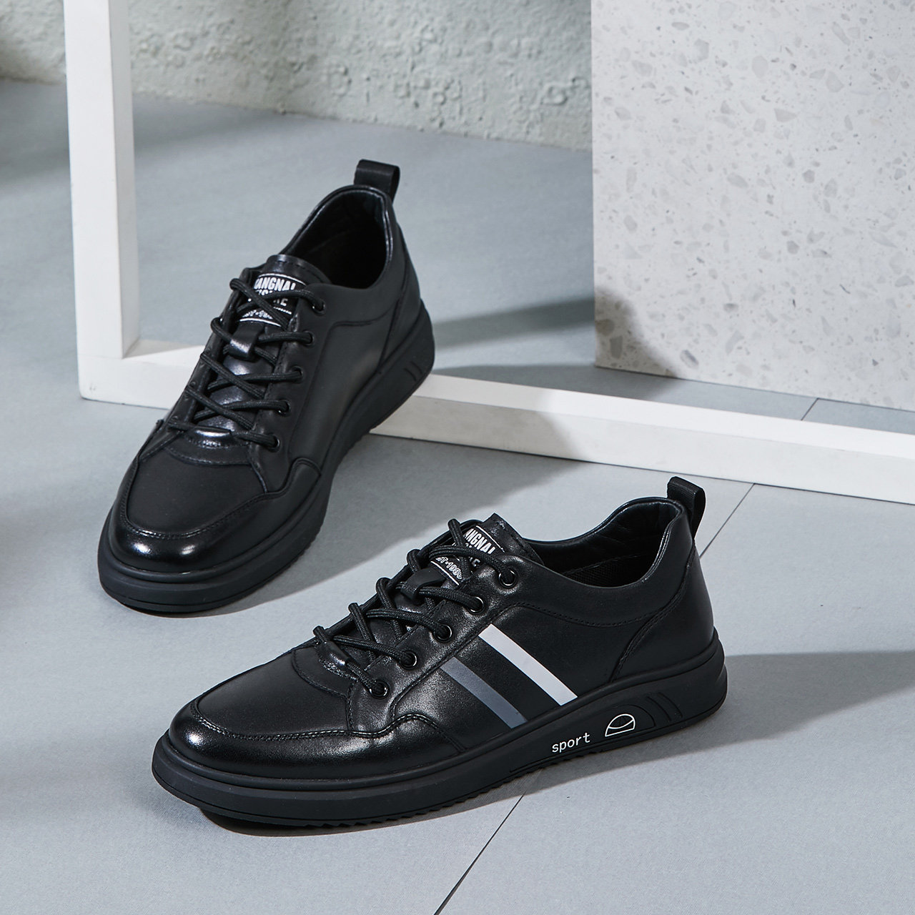 康奈男鞋拼色系带小白鞋简约真皮百搭潮流春秋休闲板鞋