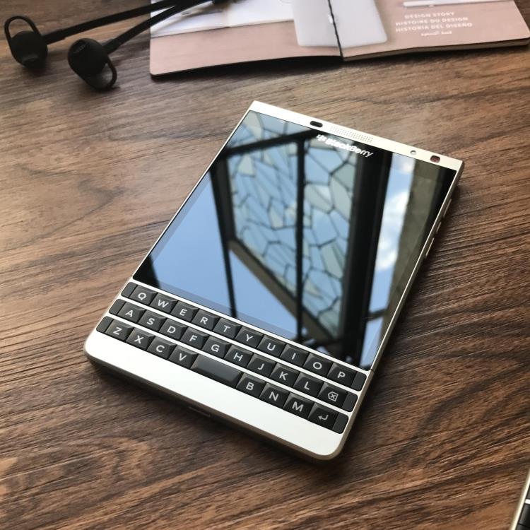 blackberry4g智能键盘二代护照q30passportkey2黑莓手机