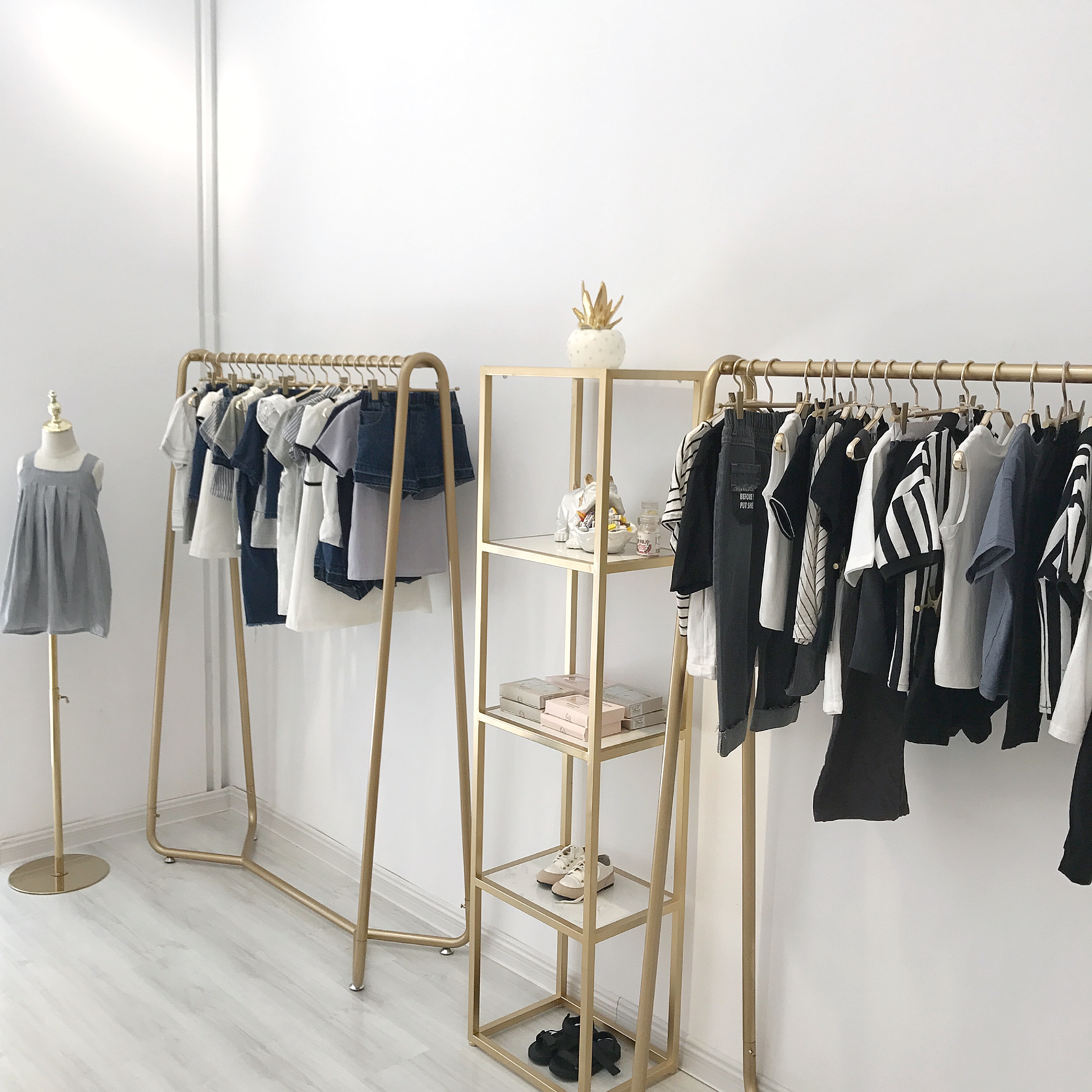 欧式服装架男女服装店铁艺挂衣架展示架金色女装简约货架落地