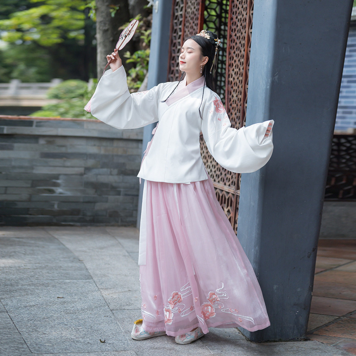 婚礼汉服节漫展走秀旅拍写真超仙束腰显瘦演出服伴娘礼服出租中式