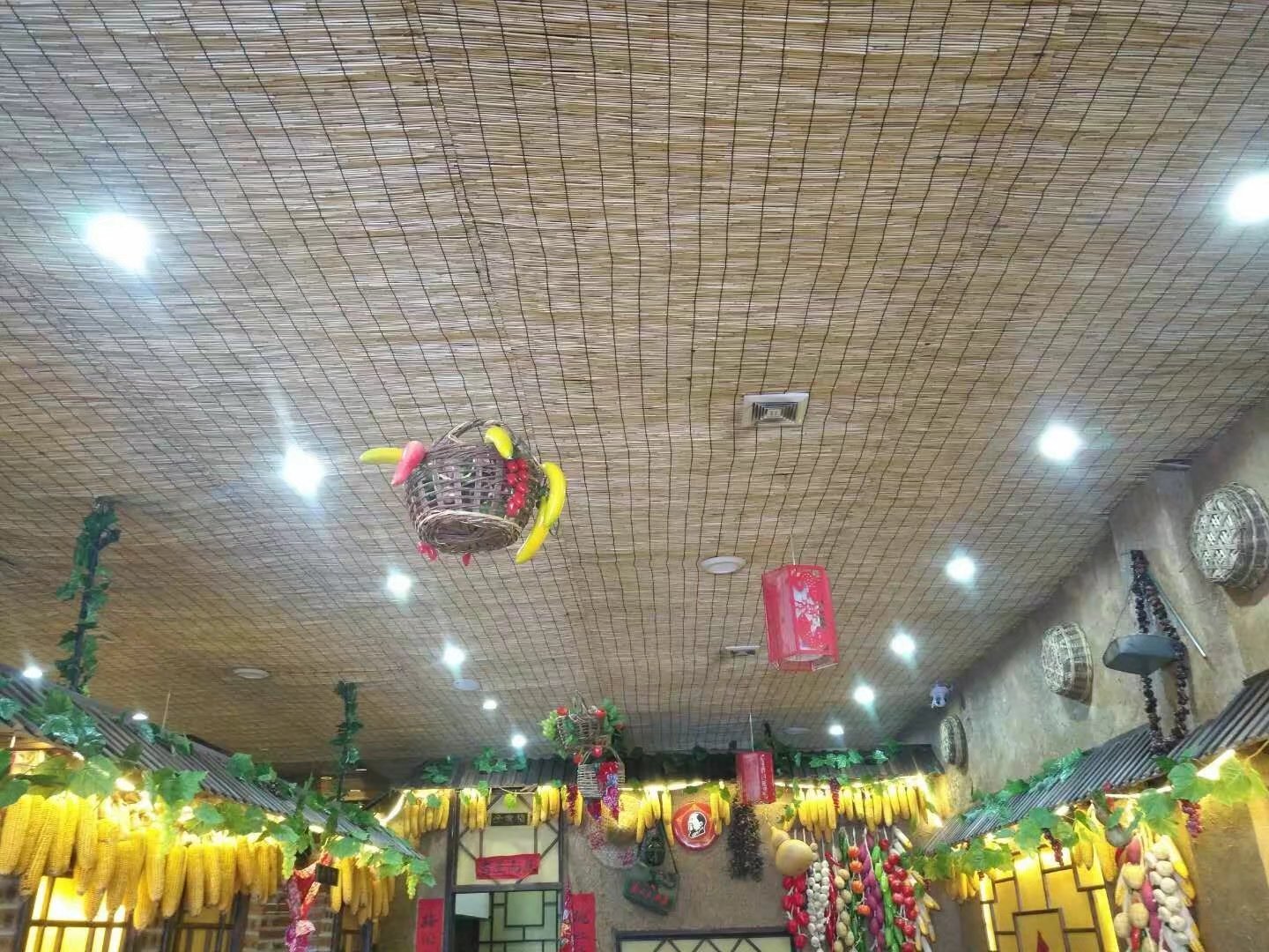 天然芦苇帘子遮阳帘装饰窗帘草帘卷帘吊顶田园草帘酒店茶楼隔断