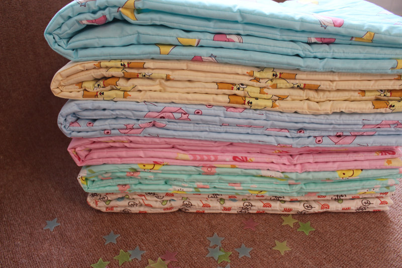 新生婴儿纯棉褥子宝宝小床夹棉垫子丝绵床褥床褥