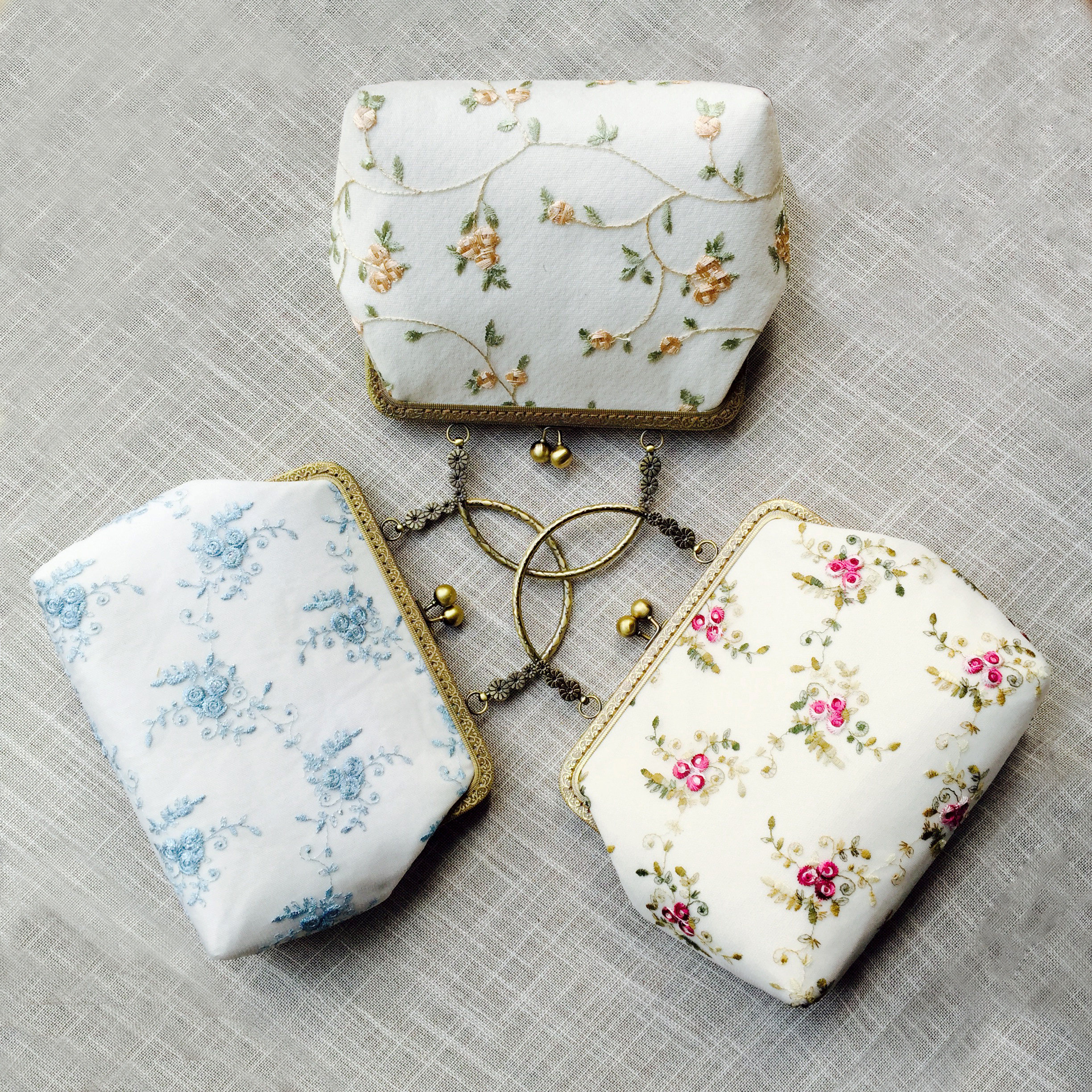 手工 手机包 刺绣 口金包 diy 材料包