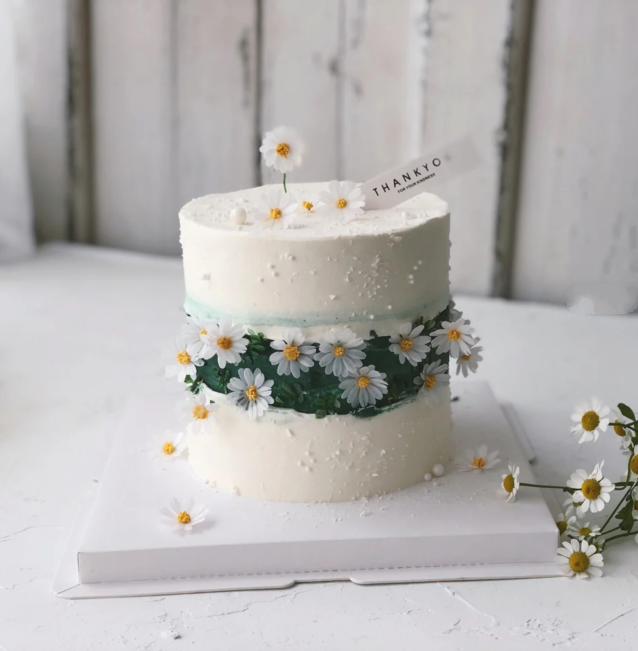 网红ins小雏菊生日蛋糕装饰摆件简约小清新唯美纯洁节日装扮用品