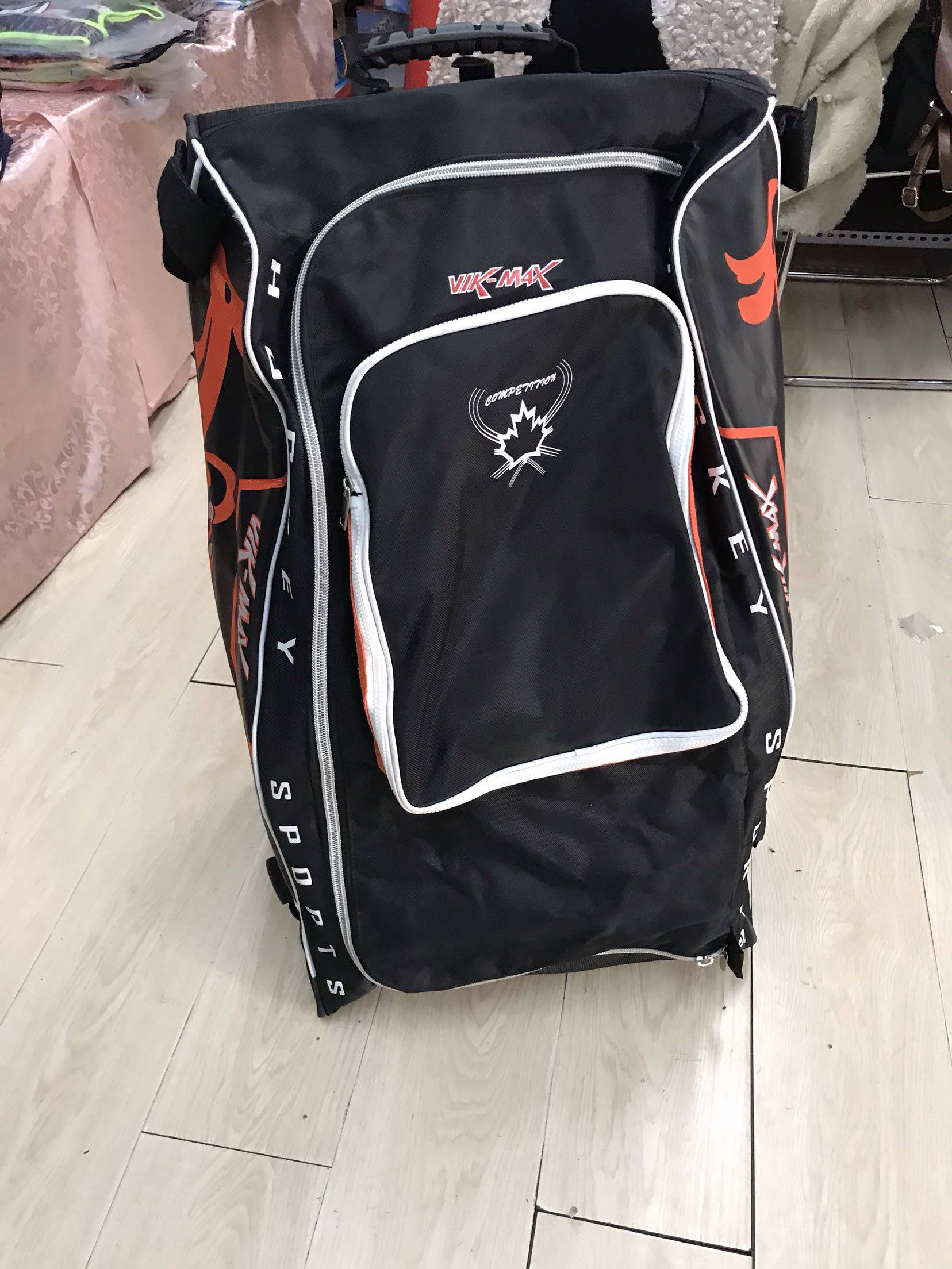 正品品包新款威玛仕vik-max滚轮手拉冰球护具包装备更多冰上运动