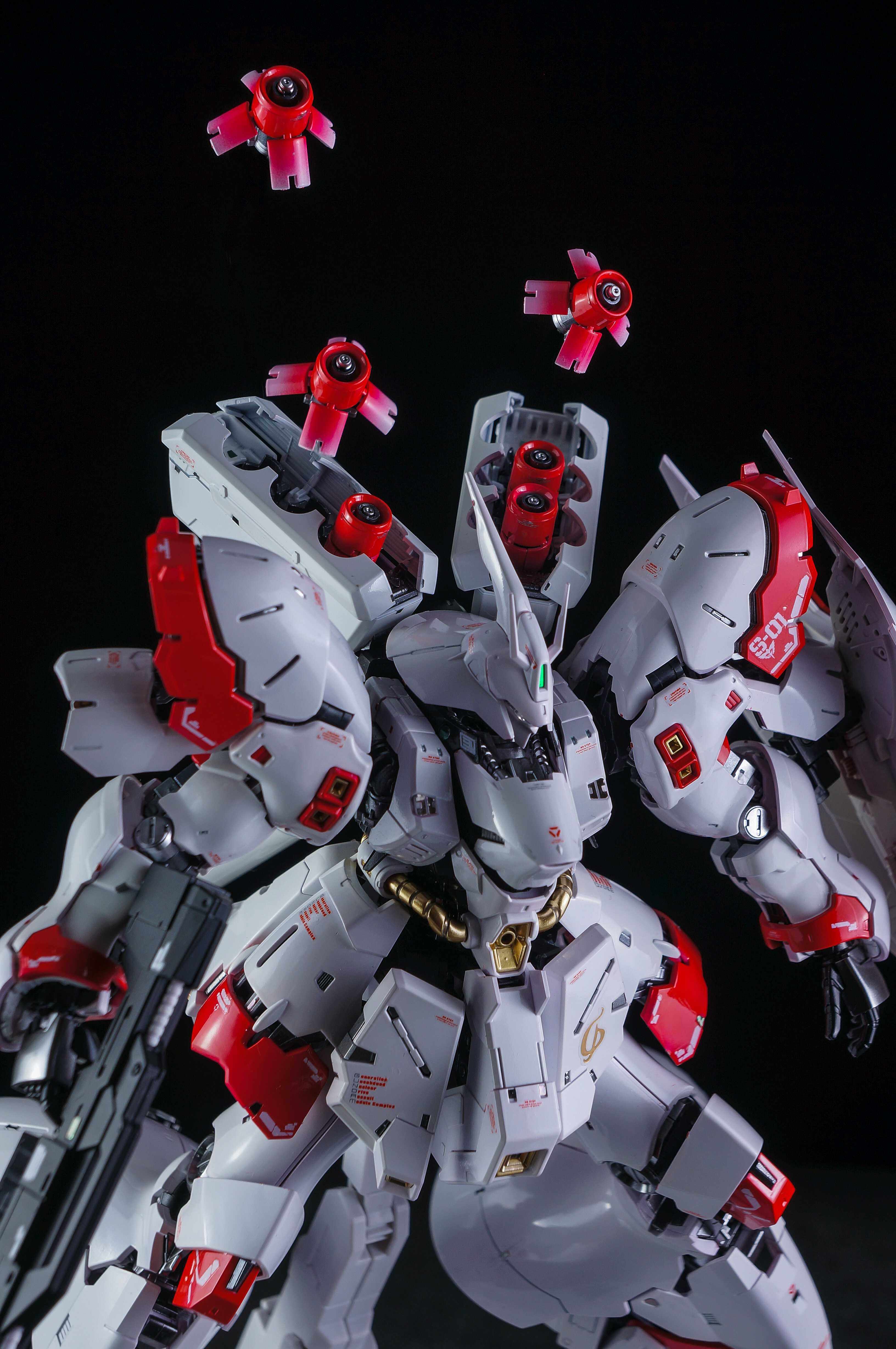 万代拼装rg沙扎比改色漫心工坊电镀板喷白泷樱高达模型专区