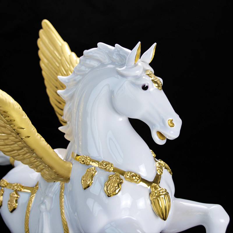 乾唐轩唐彩18寸飞天马金翼陶瓷摆件礼盒创意客厅茶宠摆件