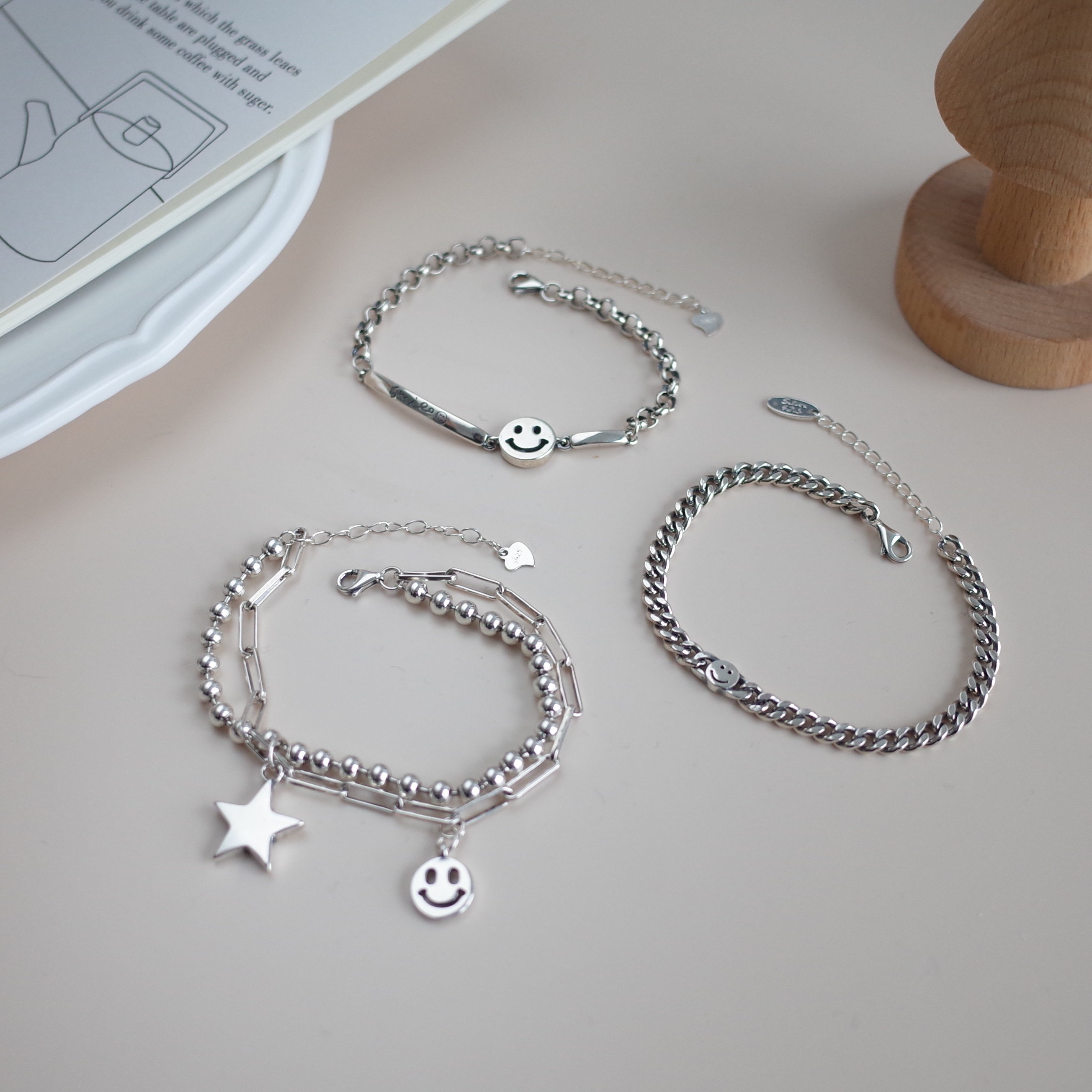 为晚重工复古泰银做旧smile笑脸手链ins嘻哈手链