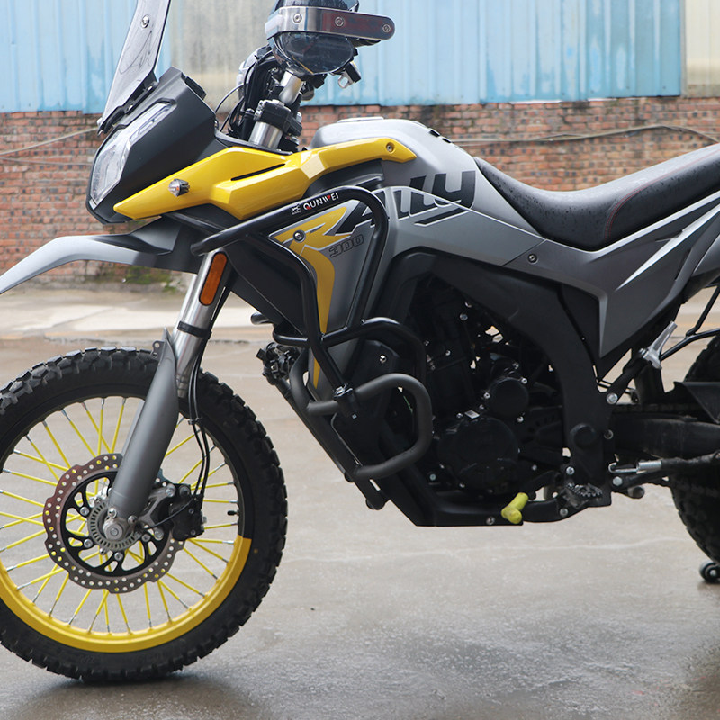 适用于隆鑫无极300gy保险杠大包包围前护越野摩托车摩托车保险杠