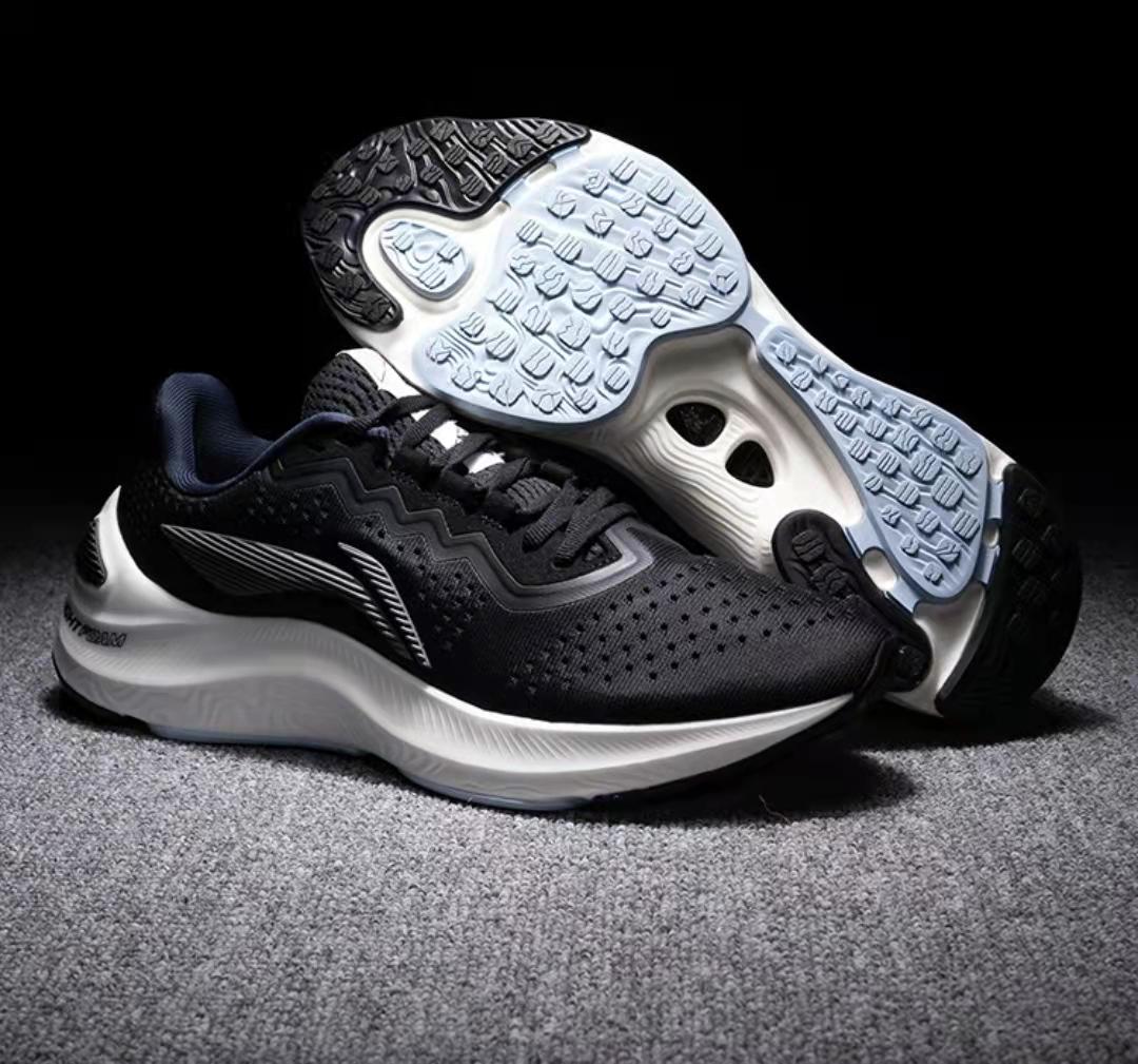 李宁跑鞋2020休闲休闲运动运动鞋男岚plus女鞋系列跑步鞋