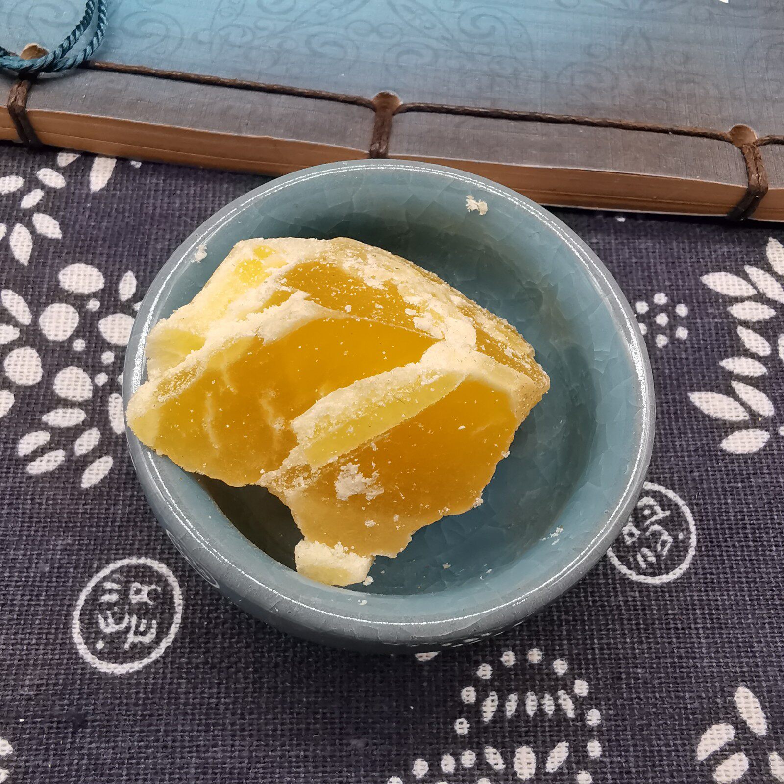 一件包邮黄蜡500克新货人工黄蜡有蜂蜡黄蜂蜡量大从优中药材