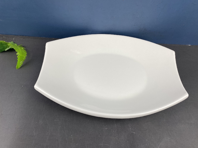 纯白色陶瓷长方形盘子饭店蔬菜家用大菜异型鱼盘盘