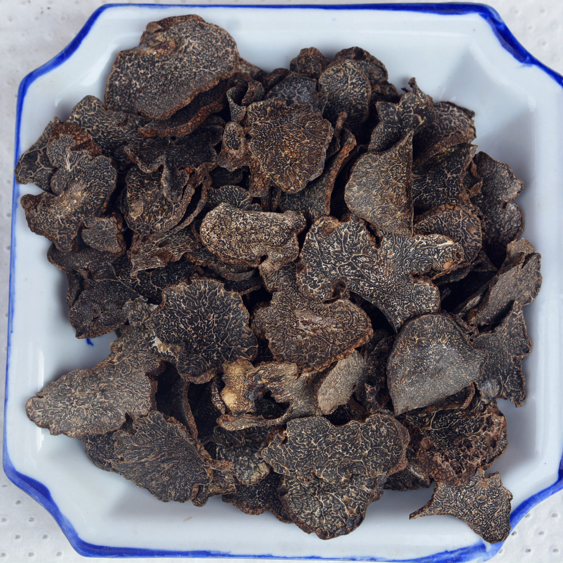 高品质野生黑松露干货特级成熟黑色大片2-6厘米公片云南特产菌菇