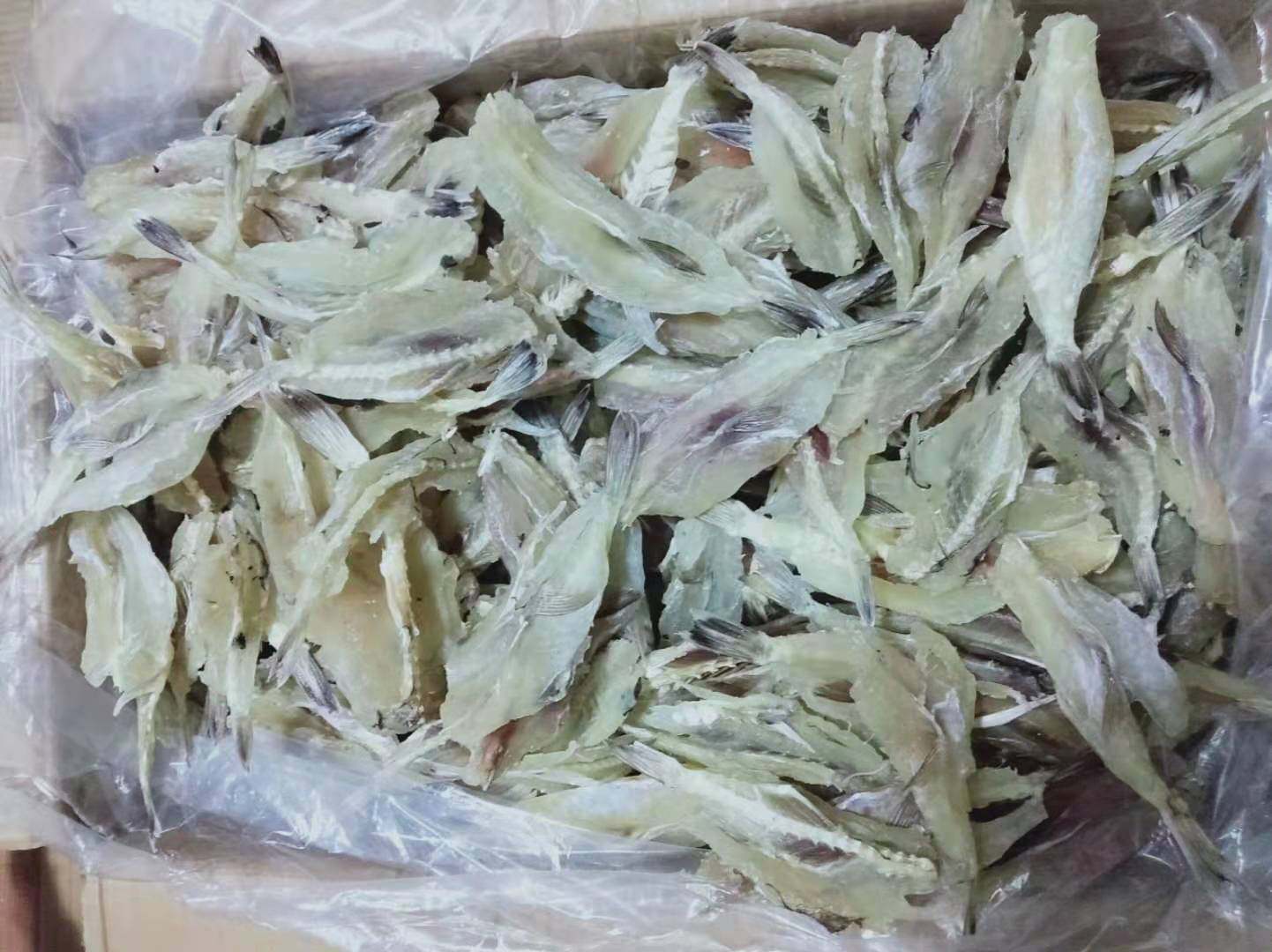 扒皮鱼干乖鱼渔家自晒淡性归鱼豚鱼蛤蟆鱼片鱼干