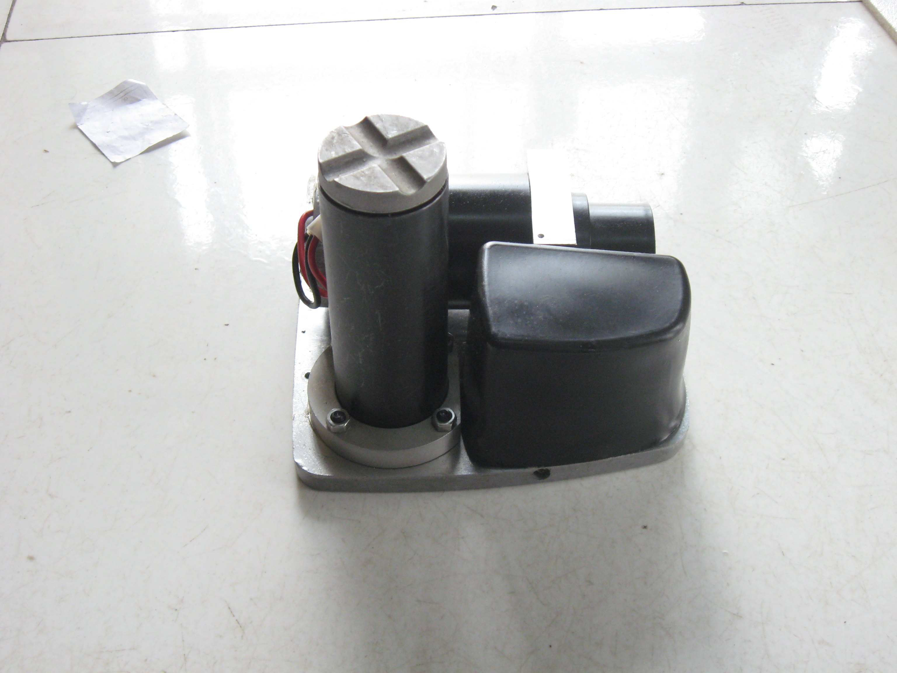 无线遥控千斤顶液压可调限重电动自动单元12v千斤顶