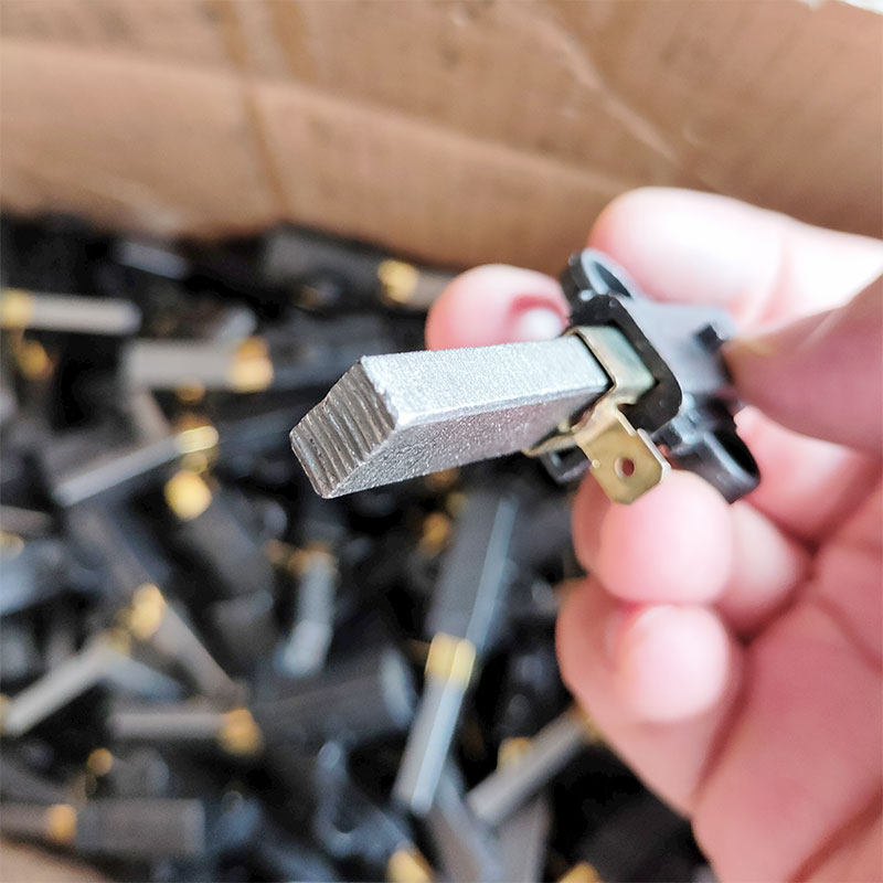 沙冰机破壁机豆浆机电机马达碳刷组件总成电刷2个装豆浆