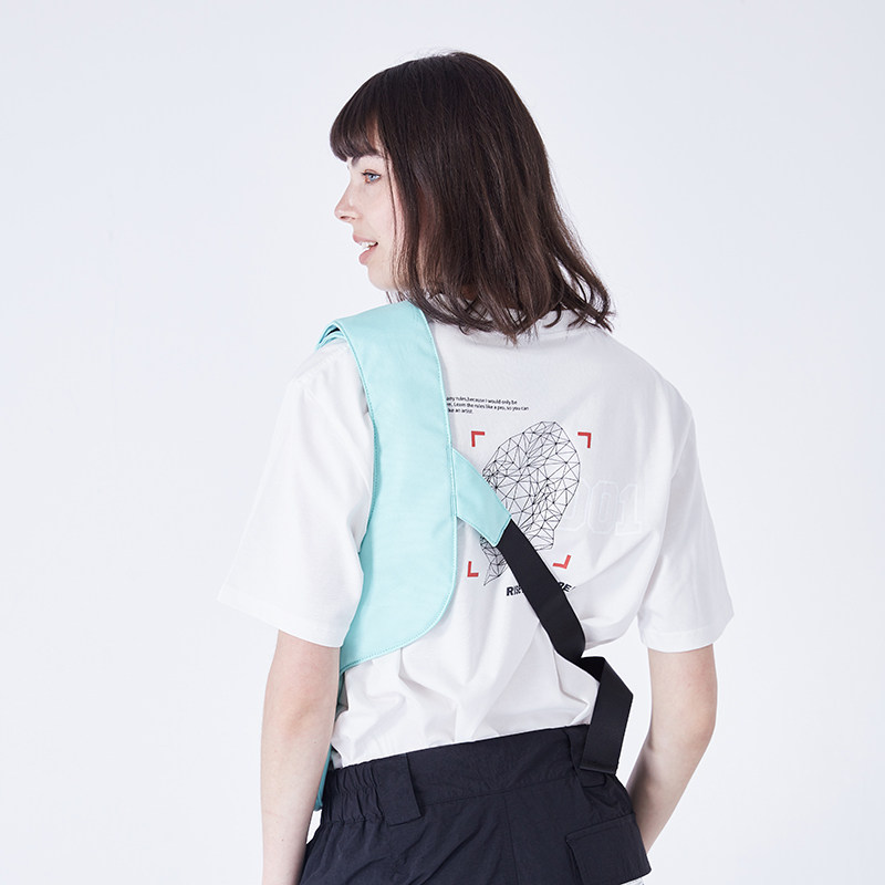 【前1h直降六折】kissfunk国潮斜挎包机能侧身背包多色百搭街头