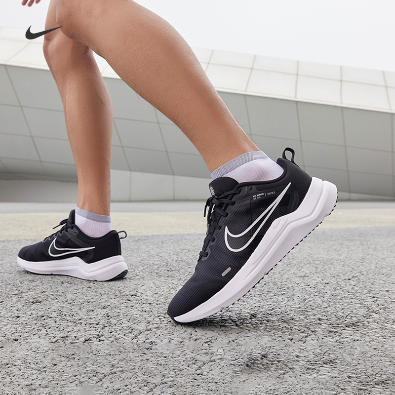 Nike耐克官方DOWNSHIFTER 12男子跑步鞋秋季透气轻盈缓震DD9293