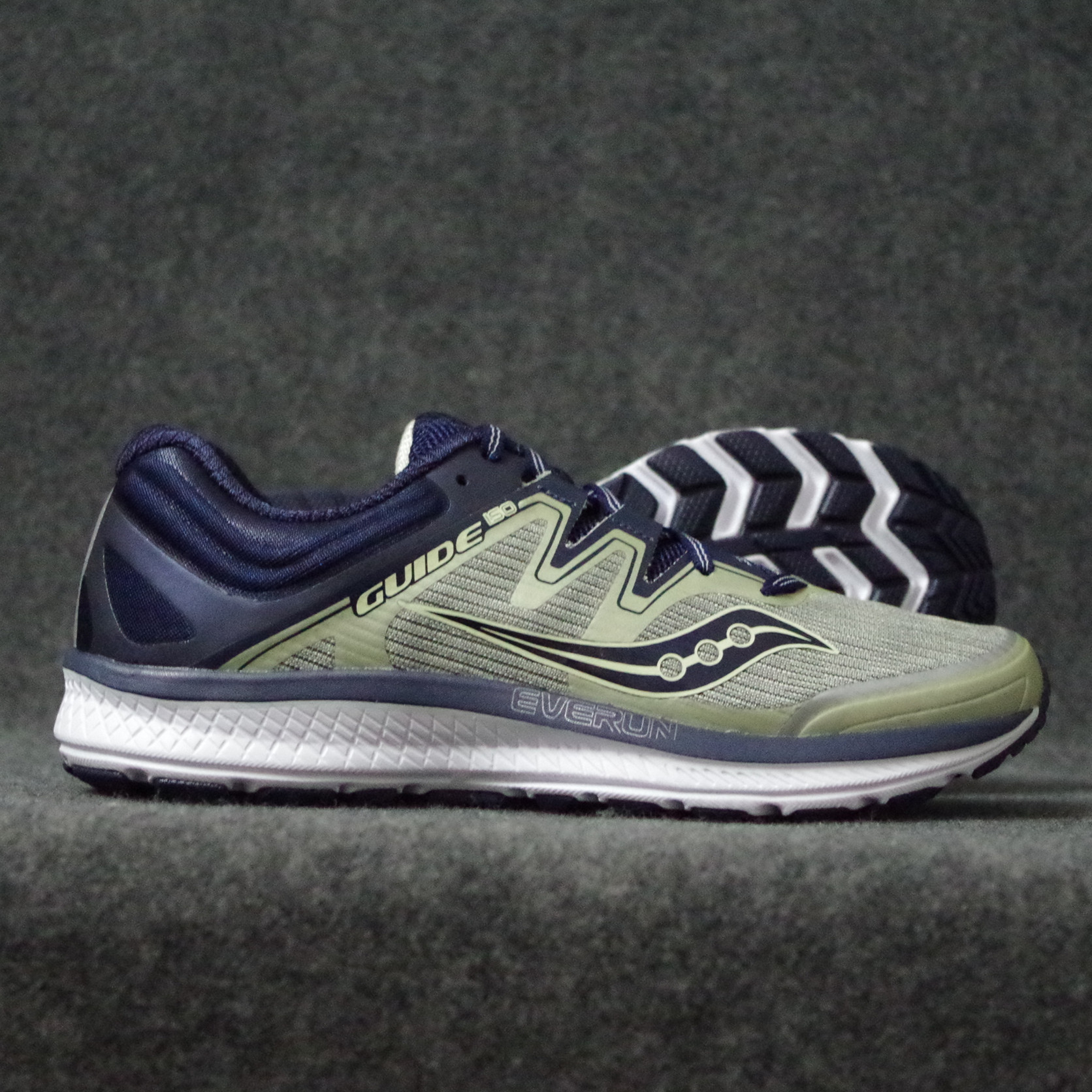 saucony透气训练向导guide男款iso索康尼支撑稳定跑鞋