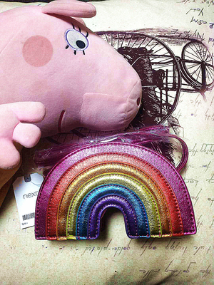 现货速发next童女19年彩虹包条纹条纹背包拎包挎包包包