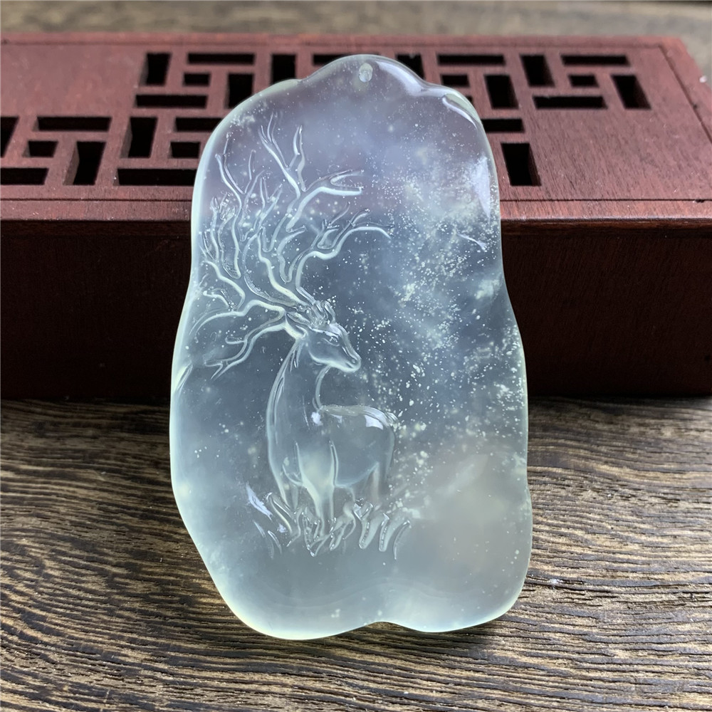 岫岩玉梅梅花鹿吊坠一鹿有你天然巧雕意境随型颈饰