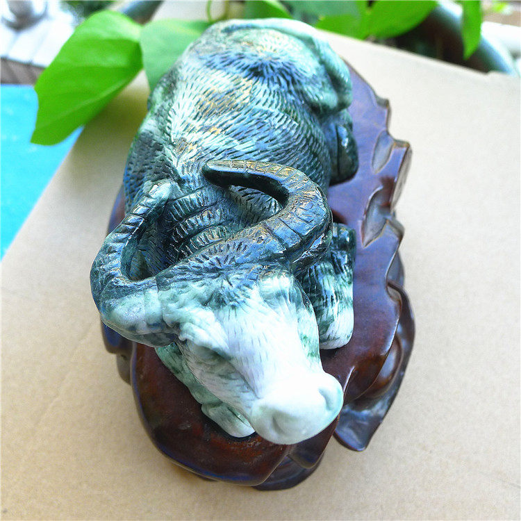 天然翡翠牛气冲天摆件货老坑种大件精雕底座带证珠宝奇石