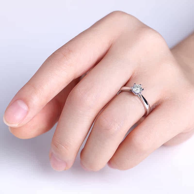 心形六爪戒托珂兰18kpt950铂金结婚订婚戒女戒托
