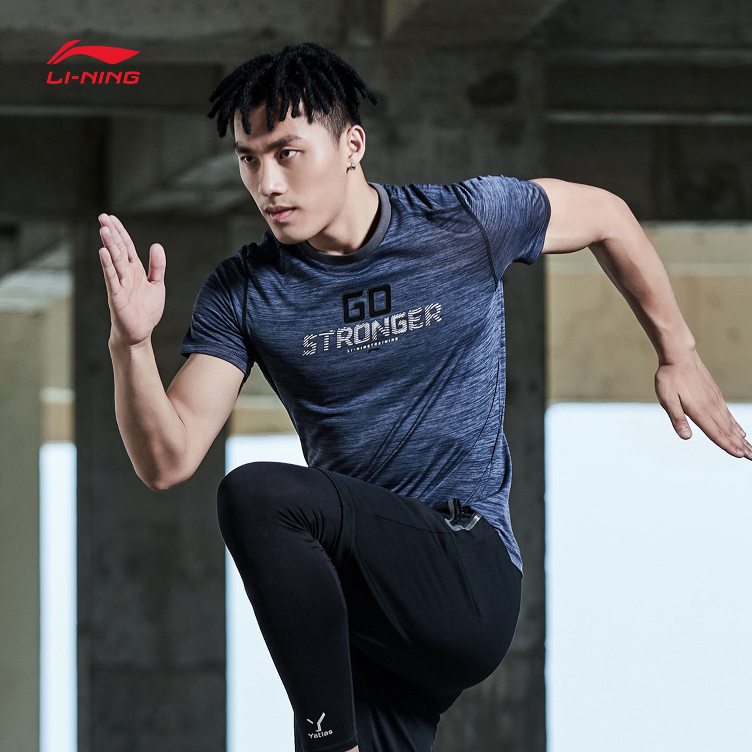 李宁短袖t恤男士训练系列速干凉爽运动衣潮流短装运动服