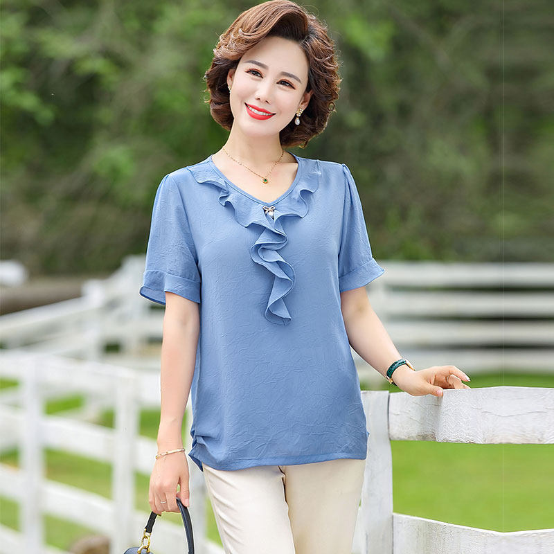 妈妈夏装洋气小衫中老年女短袖上衣2020新款中年50岁雪纺两件套装