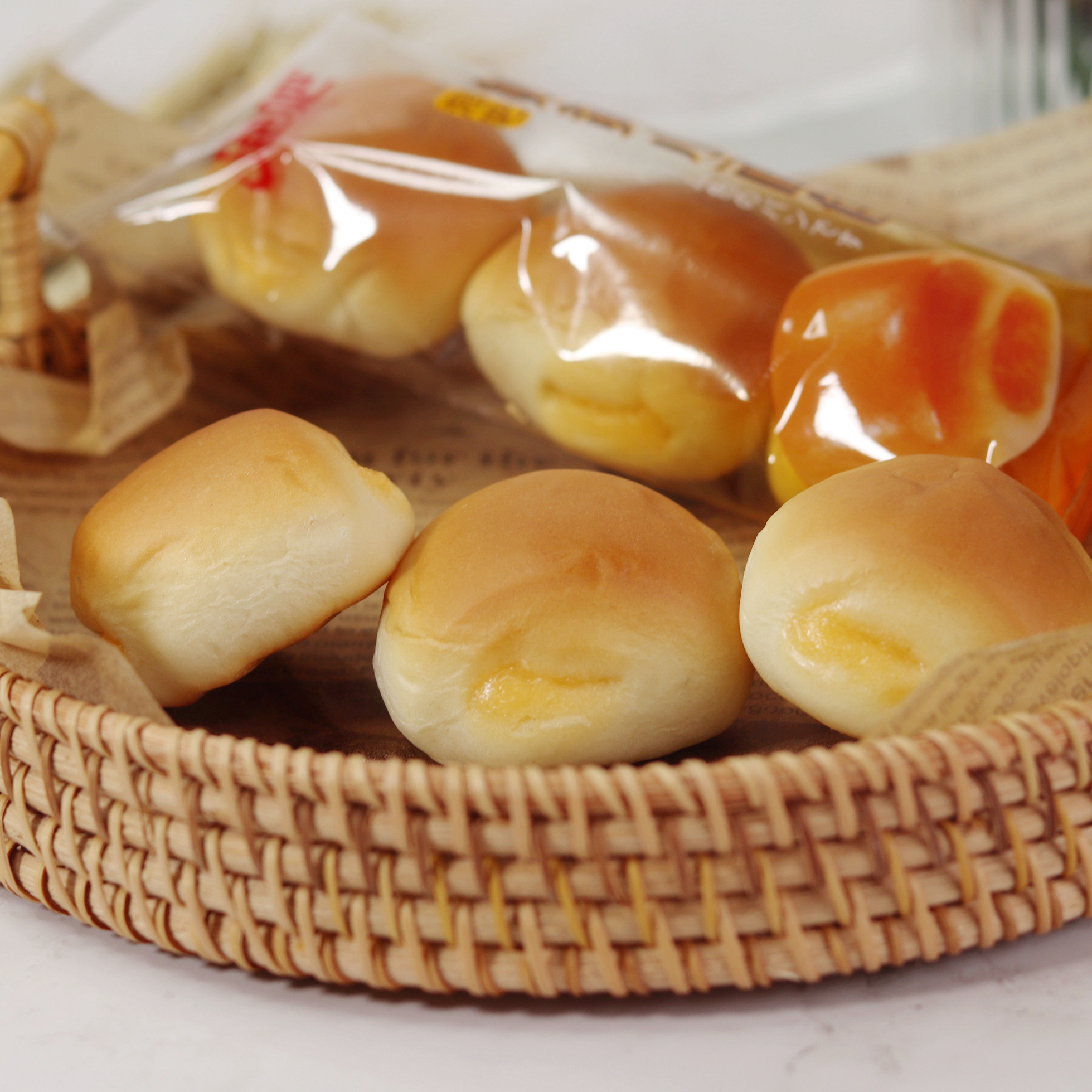 泡吧奶黄小面包夹心迷你面包早餐法式下午茶点心传统西式糕点