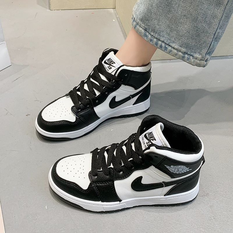 aj女鞋空军一号莆田正版官网高帮板黑白黑白熊熊猫高帮鞋