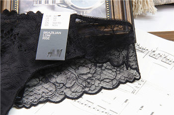 M6 H*M panties T-string ແມ່ຍິງ sexy ແລະຮ້ອນ, panties T-string lace ໂປ່ງໃສສໍາລັບແມ່ຍິງ, tempting ຕ່ໍາແອວຂອງແມ່ຍິງ T-pants, pants T-style