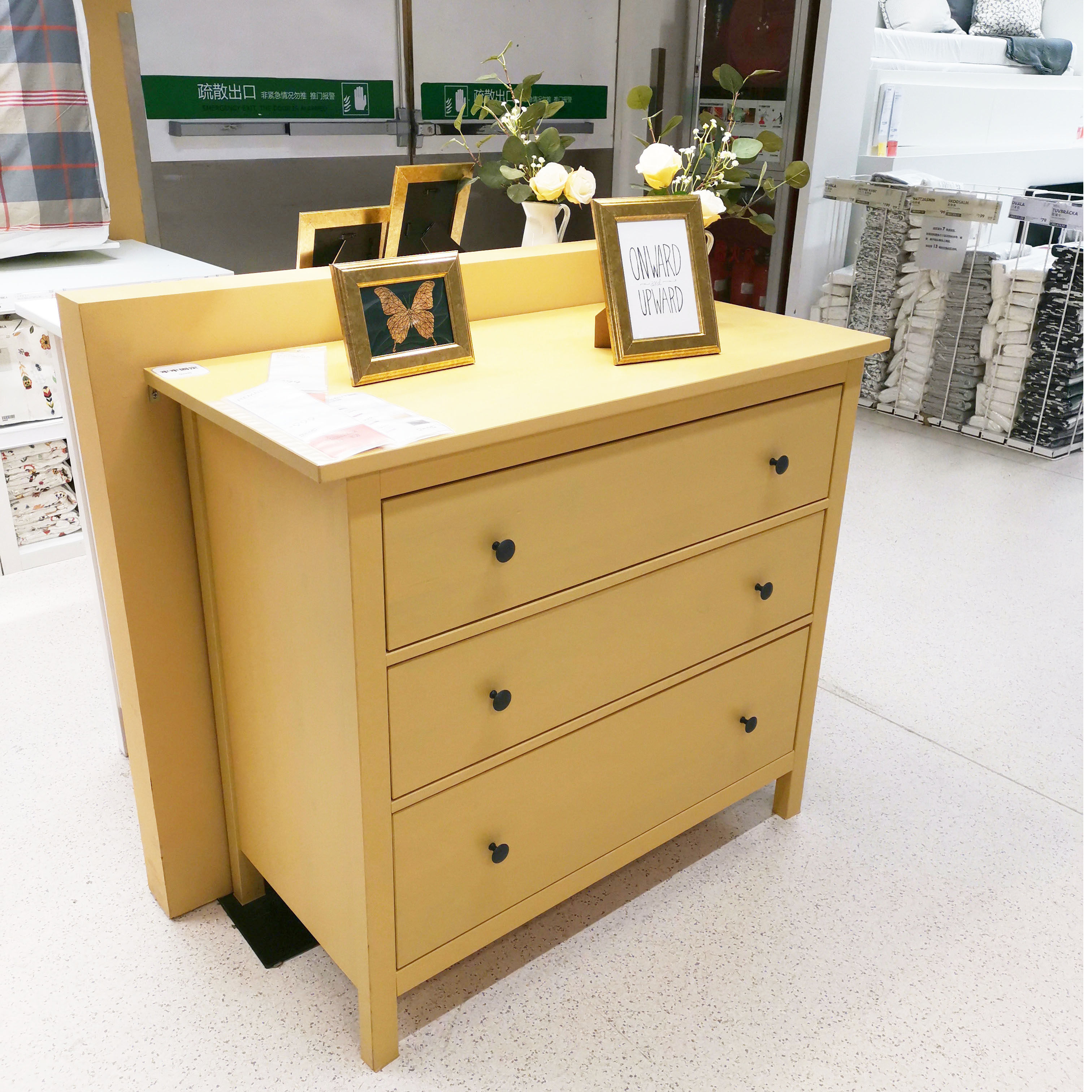 减价宜家汉尼斯三斗抽屉床头柜收纳柜斗柜108x96厘米斗柜