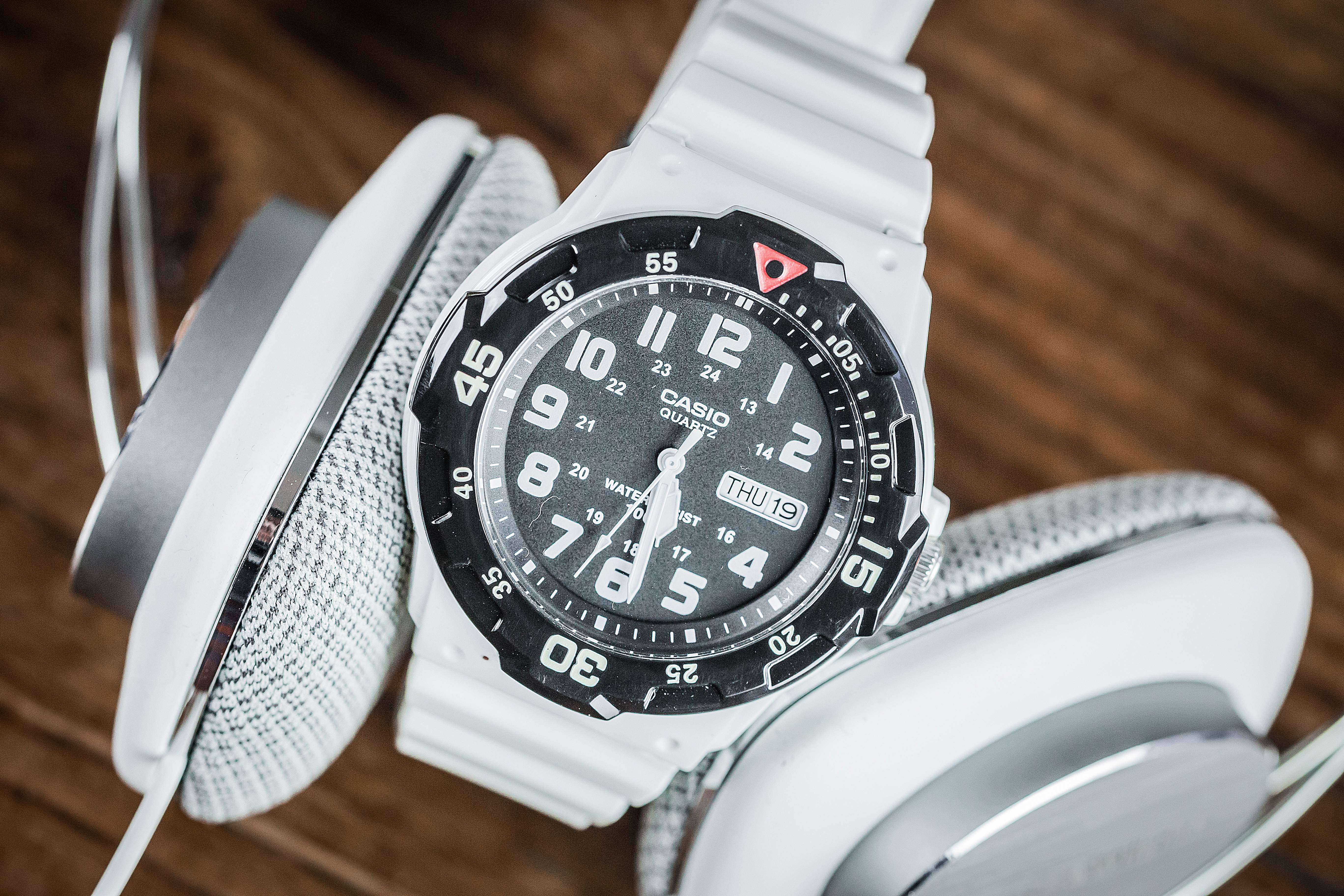 卡西欧casio手表男学生儿童小黑潮流运动防水石英日韩腕表