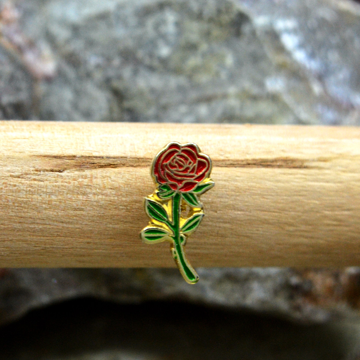 玫瑰花蔷薇十字花卉原创创意卡通徽章镀金男女胸针