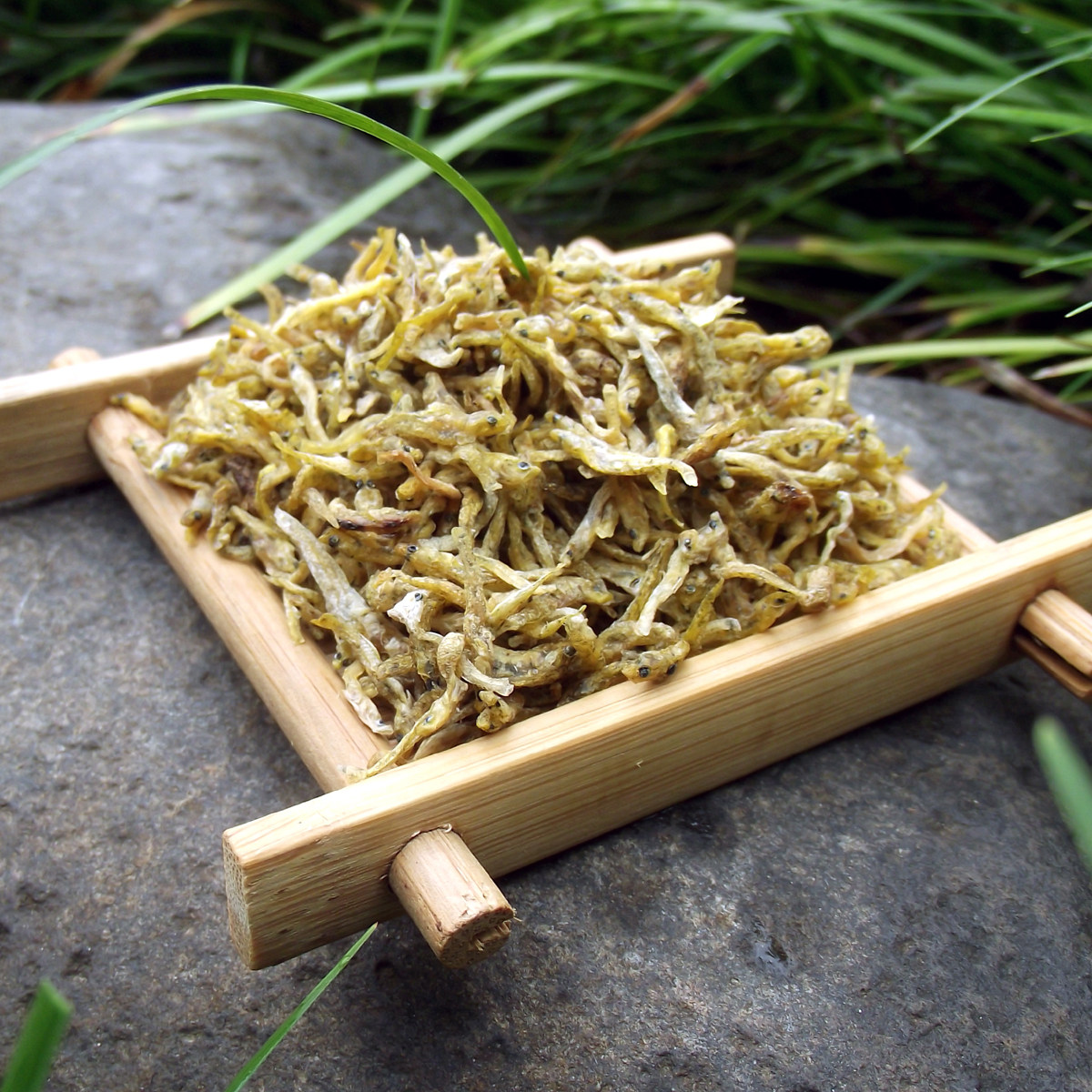 犹江湖畔 石鱼干陡水湖千年鱼野生淡水鱼干干货江西赣南特产250克