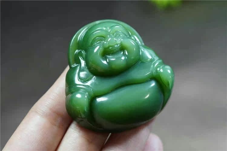 新疆和田碧玉菠菜绿老料佛吊坠女款弥勒佛玉颈饰