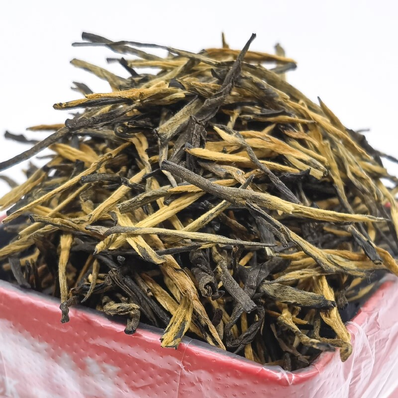 红茶免保无底底价1盒开山2019年古树松针100克滇红