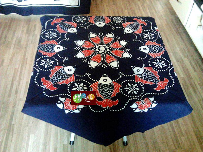 蜡染桌布贵州苗族装饰壁挂小桌小红鱼93cm苗族蜡染