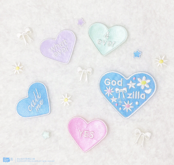 哥斯拉小姐小花可爱刺绣贴白色ns手机壳装饰布贴衣服书包补丁贴